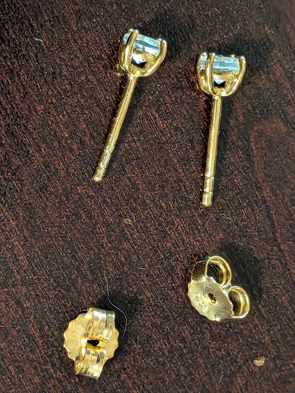 Mejuri Set Gold Hue 14k Gold Necklace & 18k Vermeil White Topaz Stud Earrings - Picture 6 of 15